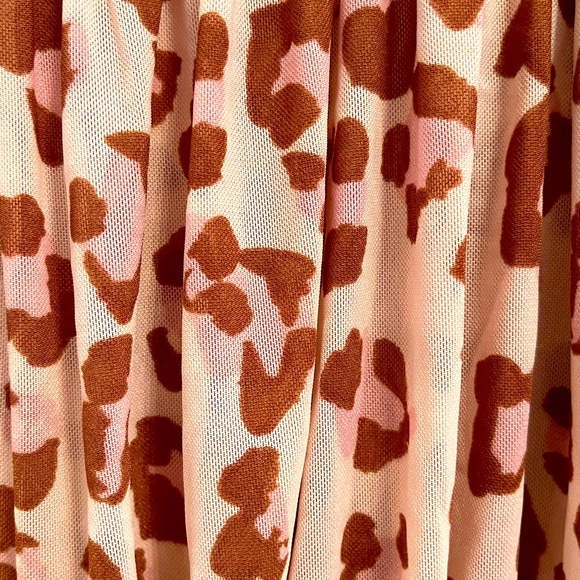 Free People Meg's Blush and Brown Leopard print blouse  SIZE SMALL.  Like NEW - Picture 5 of 9